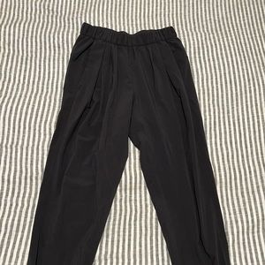Lululemon Ultra Light Joggers